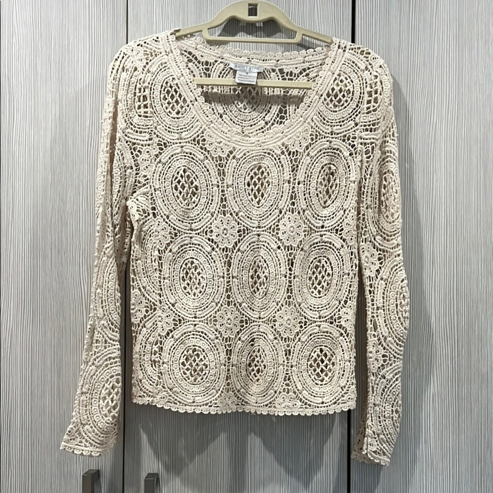White Crocheted Long Sleeve Romantic Top |‎ Off White | Women’s Small